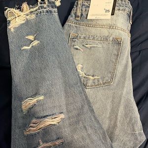 NEW KanCan distressed loose fit boyfriend jeans